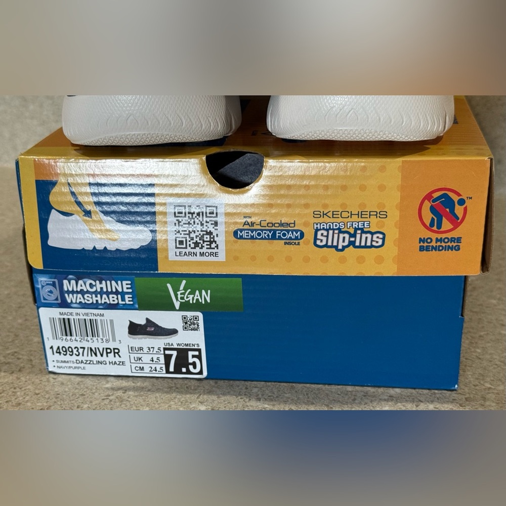 NWT Skechers HANDS FREE Slip Ins SUMMITS Shoes - Picture 7 of 16